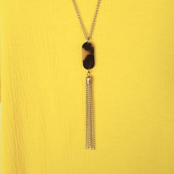 *NWT* AGB Gold Peplum Short Sleeve Top w/Ruched Sleeves & Necklace, size 1X - Picture 3 of 9